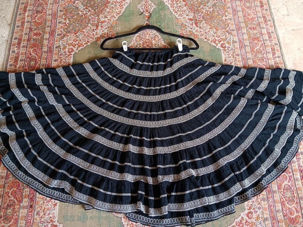 Max Studio Size S Black White Hippie Boho Cotton Skirt Mid Length Full Skirt